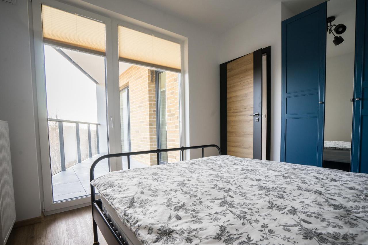 Bizapartments - Modern Flats With Parking Varşovia Exterior foto
