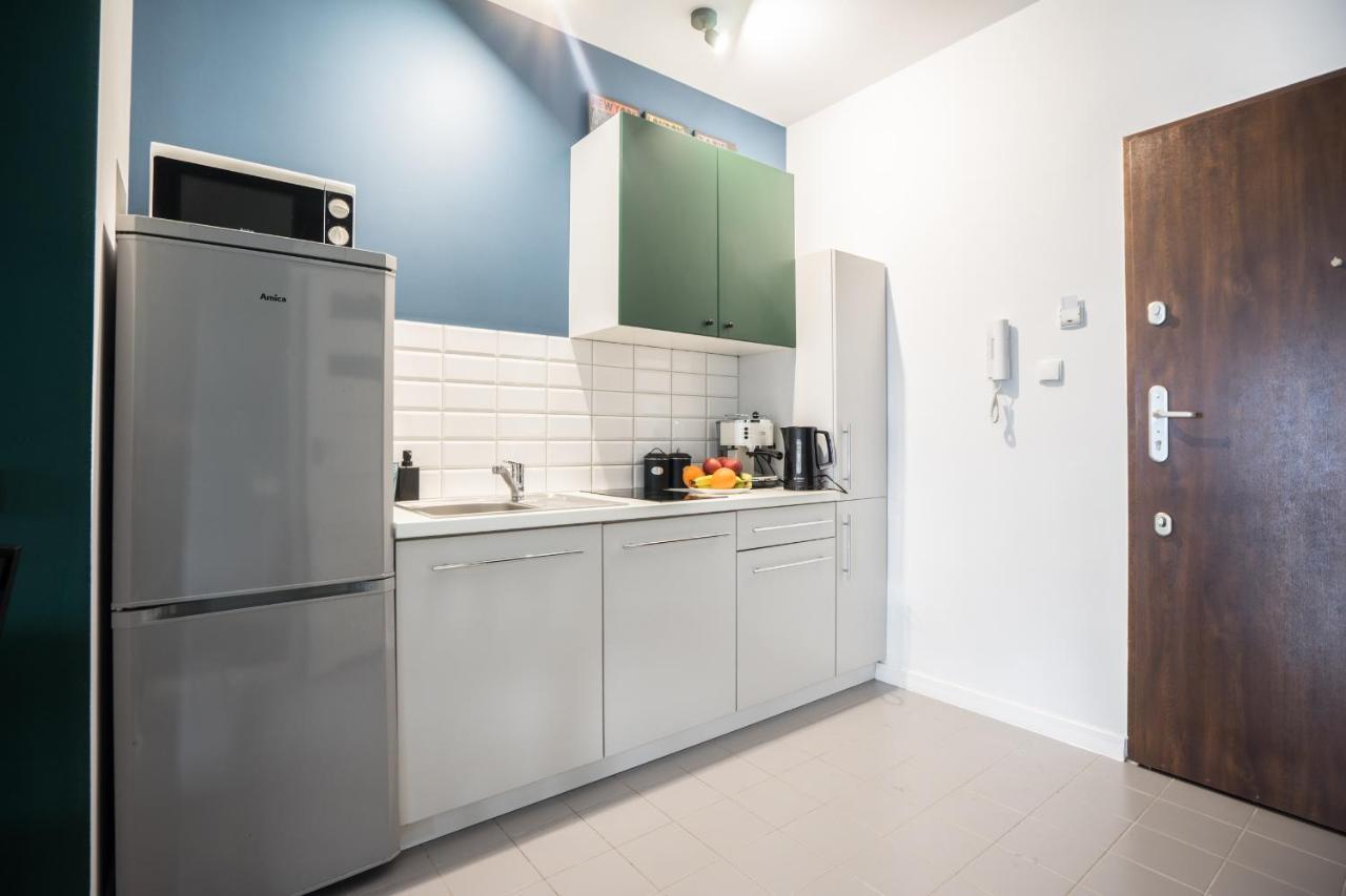 Bizapartments - Modern Flats With Parking Varşovia Exterior foto