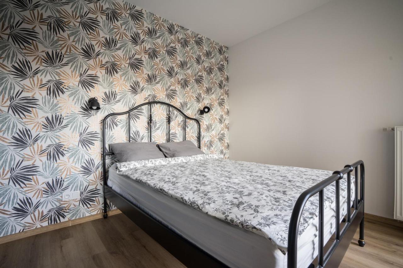 Bizapartments - Modern Flats With Parking Varşovia Exterior foto